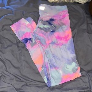 Brand new pink Victoria’s Secret yoga leggings